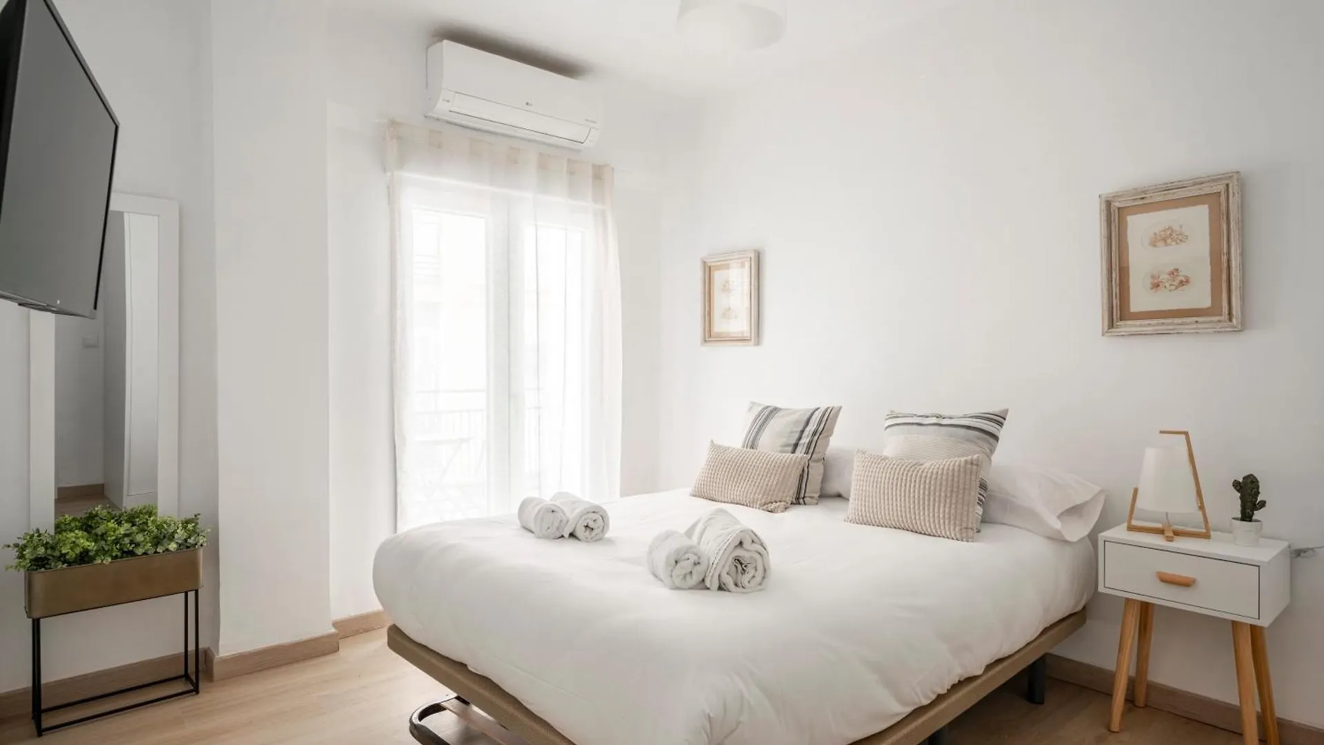Appartement Fleming Suites Junto Plaza Toros Grenade Espagne