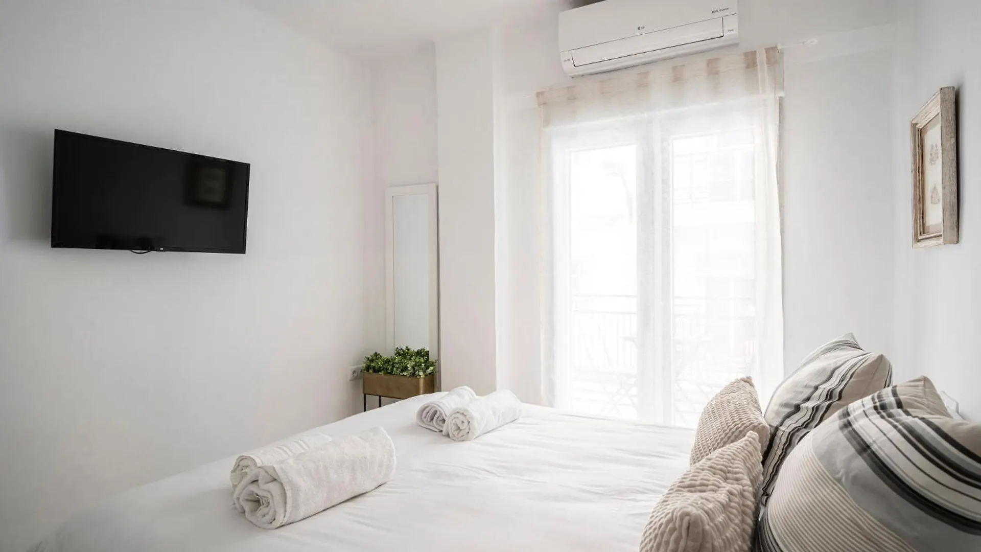Fleming Suites Junto Plaza Toros Granada